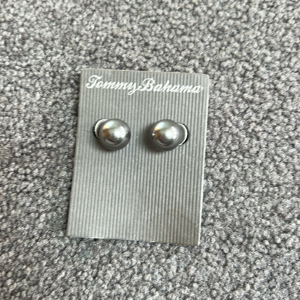New with tags, Tommy Bahama earrings